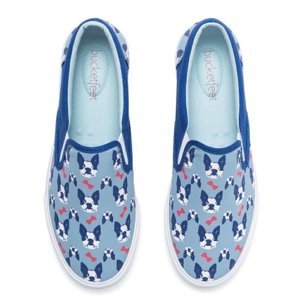 Bucketfeet The Perfect Gentleman Dog  Slip On Sneakers Size 5 / NWT - Picture 1 of 5